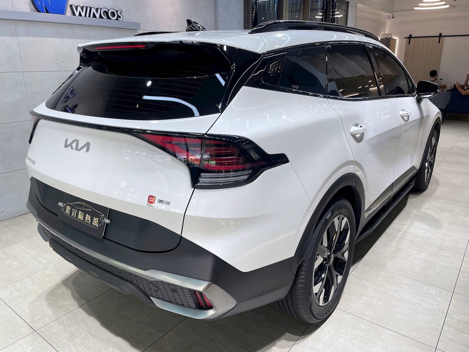 2022 Kia Sportage - FSK冰鑽F30搭配車身FSK冰鑽FX7 - 新北震宣汽車隔熱紙