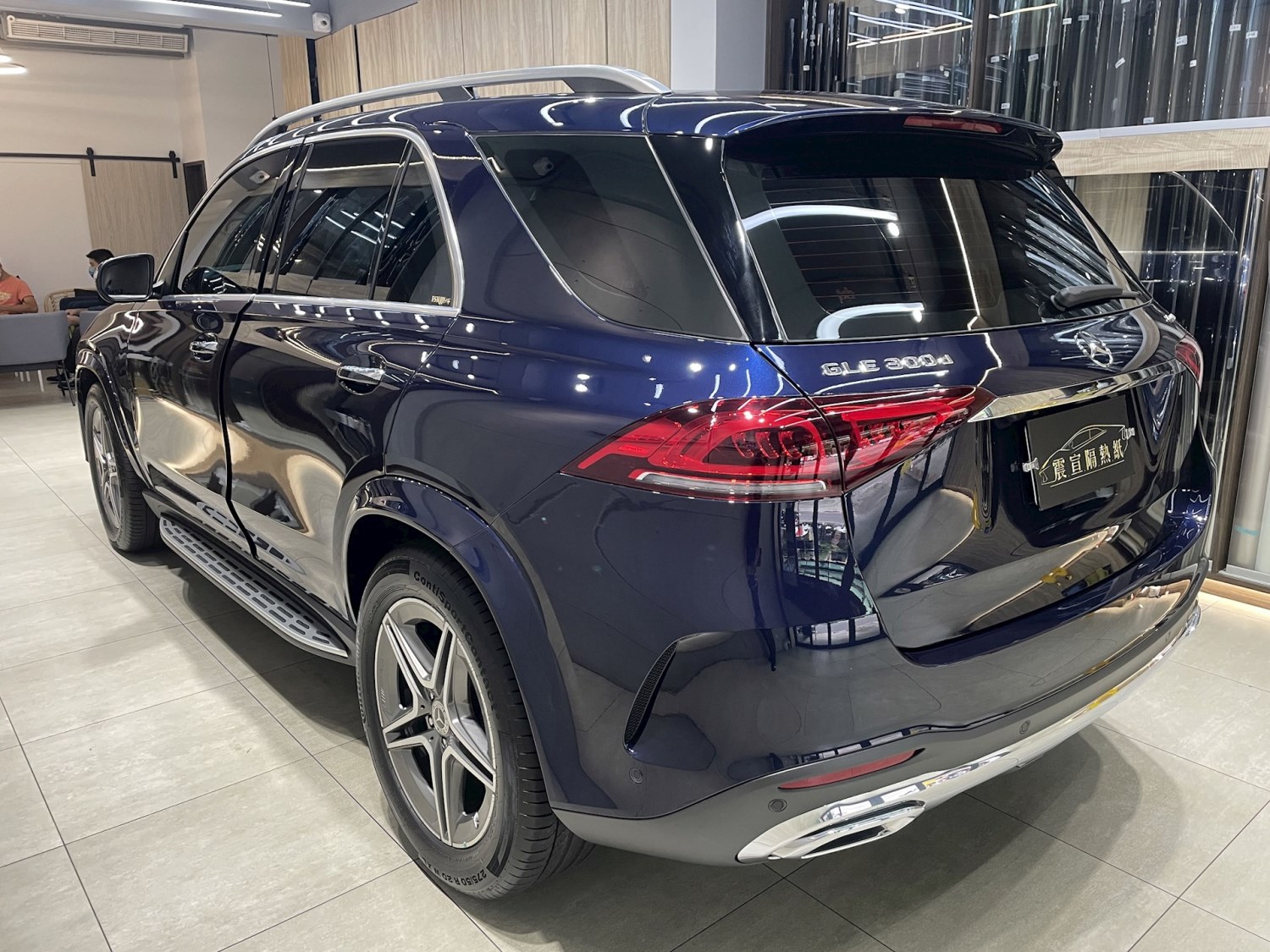 2022 Mercedes-Benz GLE - 前擋FSK冰鑽AT50搭配車身FSK冰鑽F20.FX7 - 新北震宣汽車隔熱紙