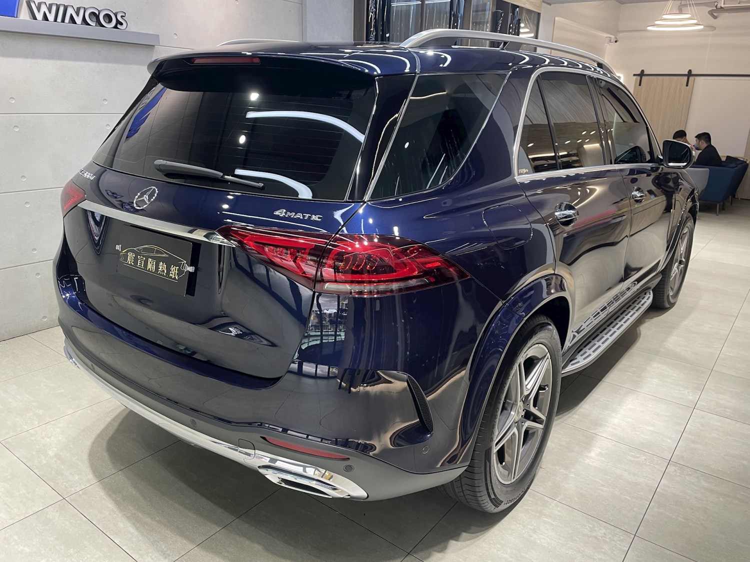 2022 Mercedes-Benz GLE - 前擋FSK冰鑽AT50搭配車身FSK冰鑽F20.FX7 - 新北震宣汽車隔熱紙